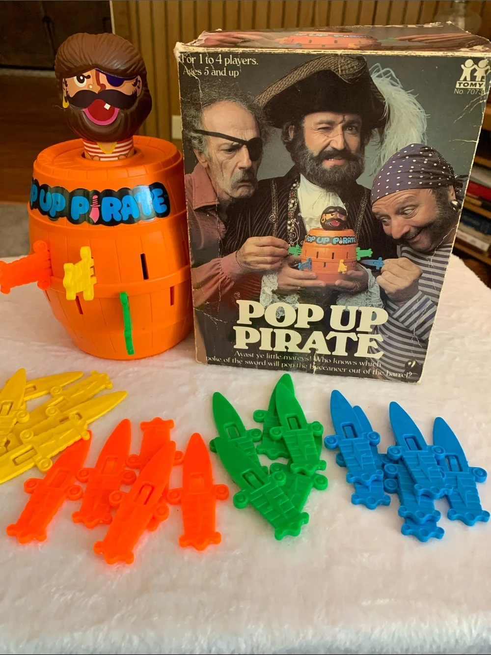 Robin Williams Pop-Up Pirate Vintage Game RARE Complete Like NEW Works Ugly box